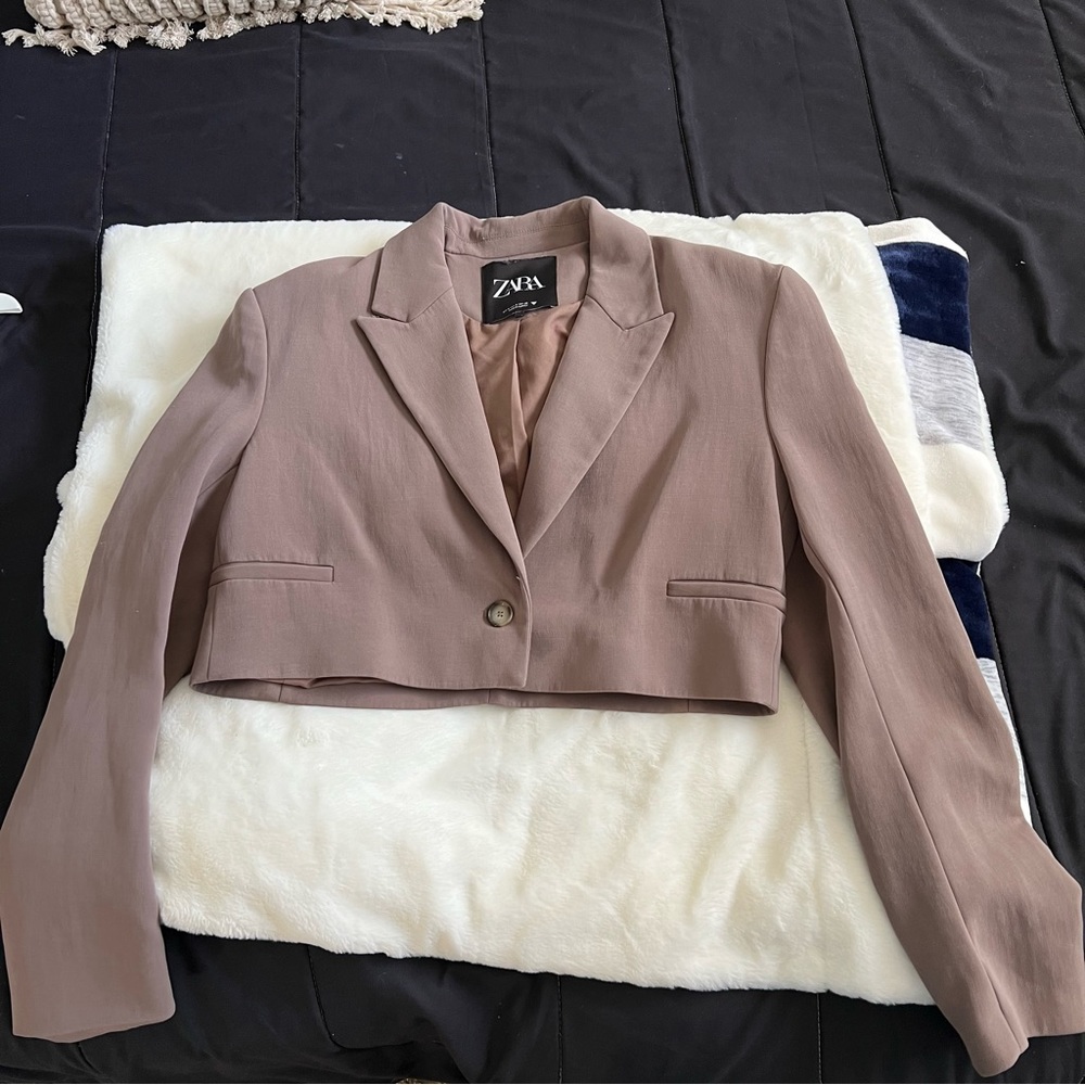 Zara cropped blazer